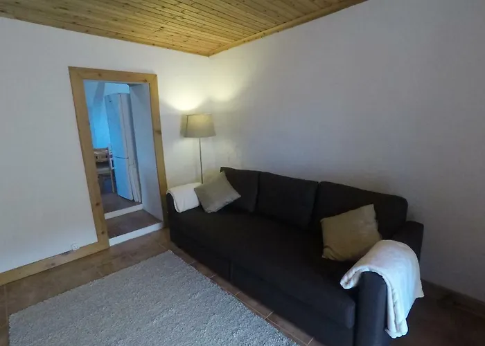 Semesterbostad Fajazinha *